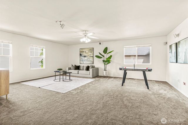 24106 236 Avenue SE, Maple Valley, WA 98038