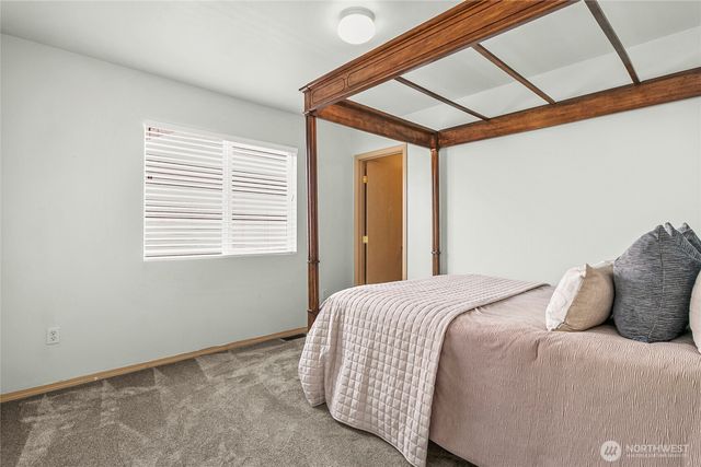 24106 236 Avenue SE, Maple Valley, WA 98038
