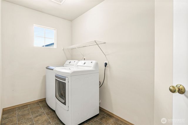 24106 236 Avenue SE, Maple Valley, WA 98038