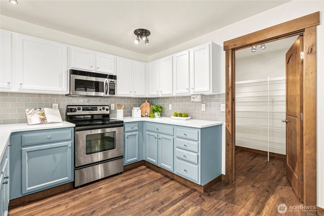 24106 236 Avenue SE, Maple Valley, WA 98038