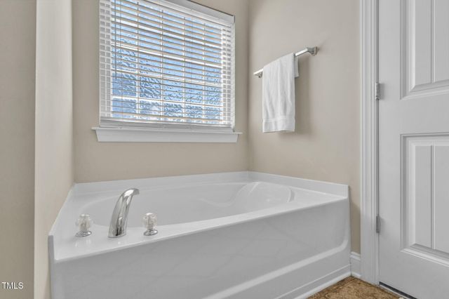 5105 Emerald Spring Drive, Knightdale, NC 27545