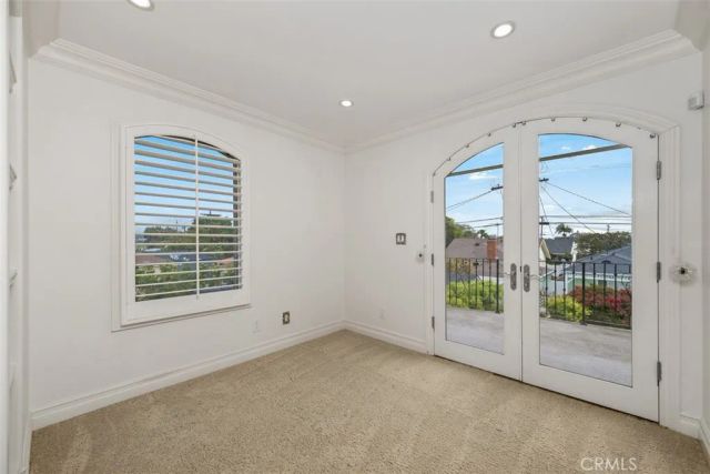 7822 Truxton, Los Angeles, CA 90045