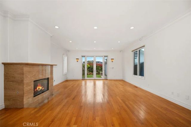 7822 Truxton, Los Angeles, CA 90045