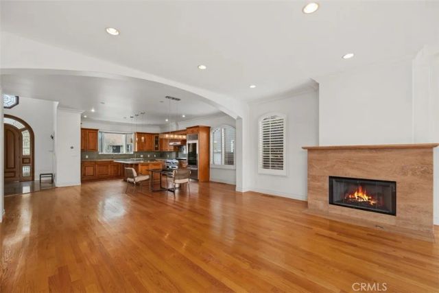 7822 Truxton, Los Angeles, CA 90045