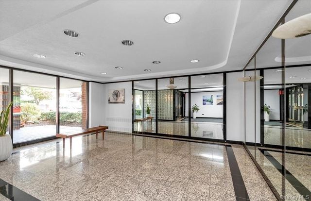 20910 41st Ave Apt 2E, New York City, NY 11361