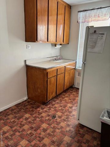 20910 41st Ave Apt 2E, New York City, NY 11361