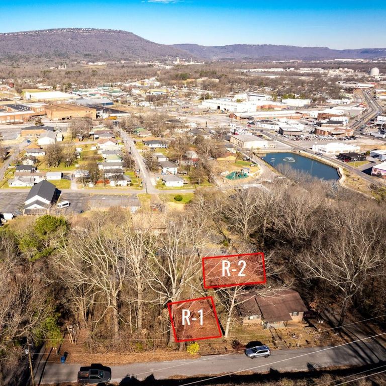 301 Dempsey Lane, Rossville, GA 30741
