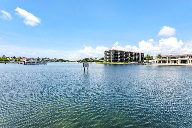 3912 S Ocean Boulevard 404, Highland Beach, FL 33487