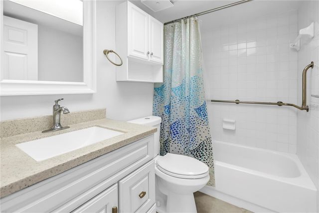 1320 PASADENA AVENUE S 203, South Pasadena, FL 33707