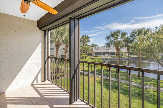 1320 PASADENA AVENUE S 203, South Pasadena, FL 33707