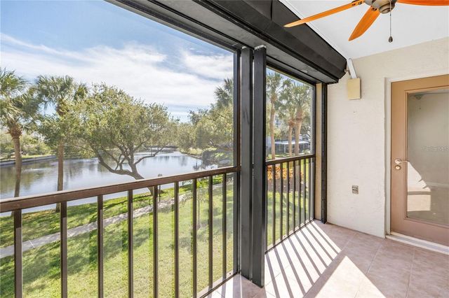 1320 PASADENA AVENUE S 203, South Pasadena, FL 33707