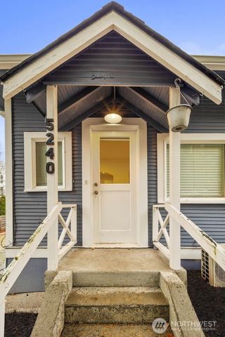 5240 39th Avenue S, Seattle, WA 98118
