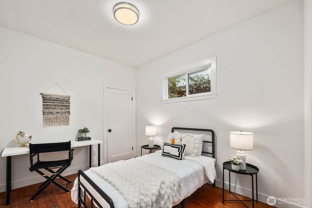 5240 39th Avenue S, Seattle, WA 98118