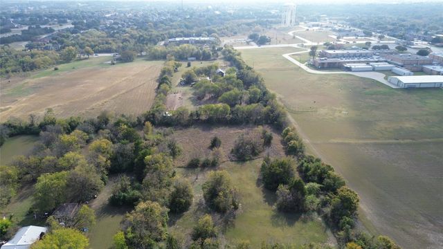 700,704,708 Chalk Hill Drive, Desoto, TX 75115