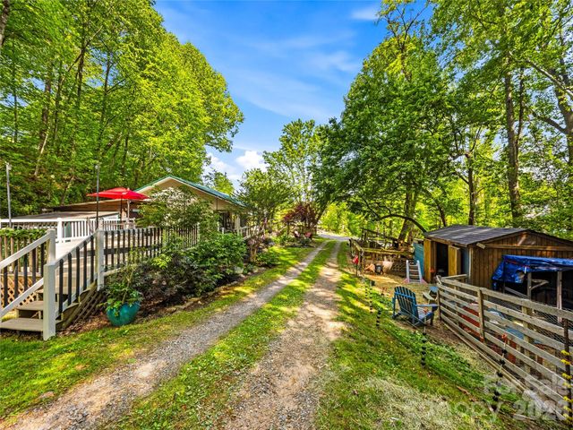 103 Old US 19 23 Highway, Candler, NC 28715