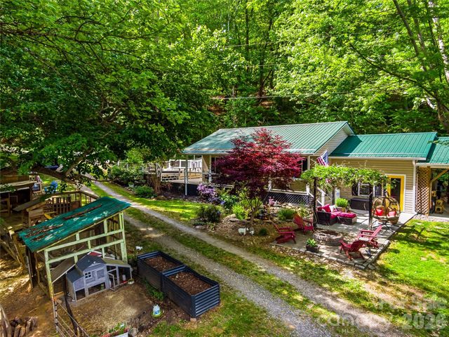 103 Old US 19 23 Highway, Candler, NC 28715