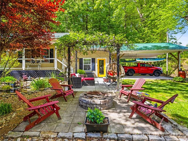 103 Old US 19 23 Highway, Candler, NC 28715
