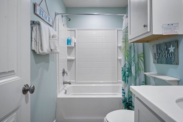 1924 S 11th St 2, Port Aransas, TX 78373