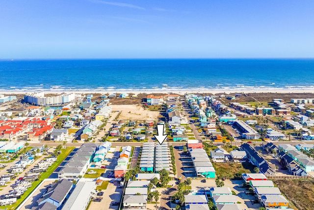1924 S 11th St 2, Port Aransas, TX 78373