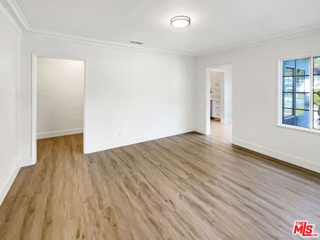 3700 Olympiad Drive, View Park, CA 90043