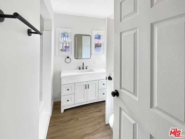 3700 Olympiad Drive, View Park, CA 90043