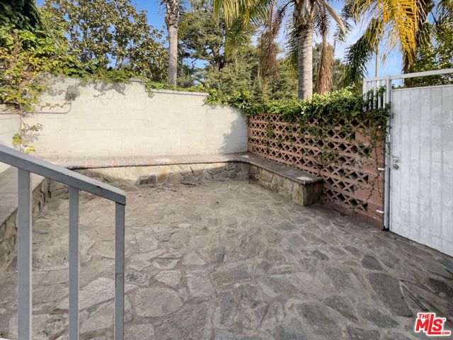 3700 Olympiad Drive, View Park, CA 90043