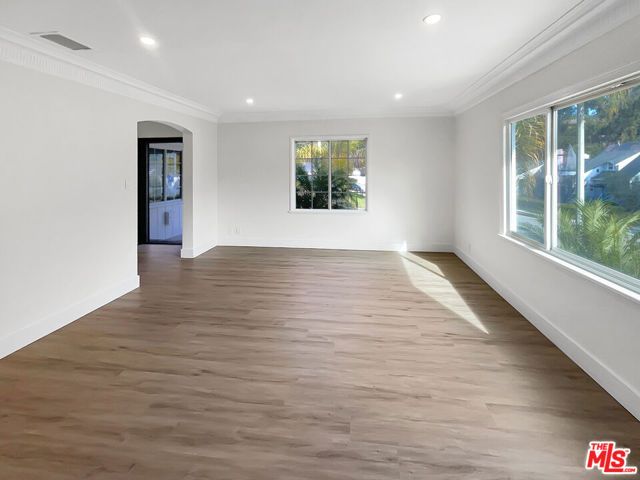 3700 Olympiad Drive, View Park, CA 90043