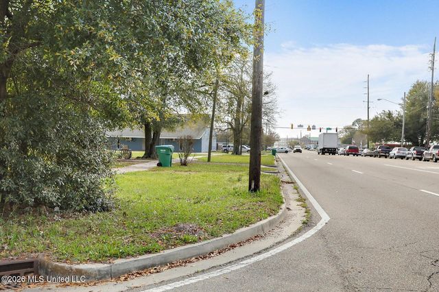 1722 30th Avenue, Gulfport, MS 39501