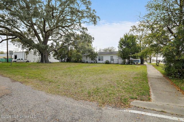 1722 30th Avenue, Gulfport, MS 39501