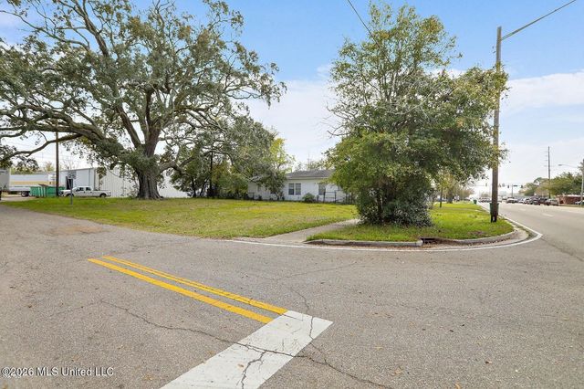 1722 30th Avenue, Gulfport, MS 39501