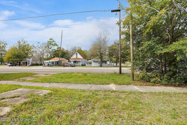 1722 30th Avenue, Gulfport, MS 39501
