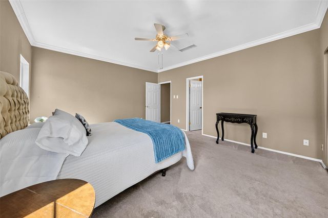 404 Wilcrest Drive 404, Houston, TX 77042