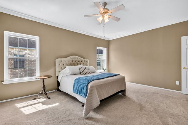 404 Wilcrest Drive 404, Houston, TX 77042