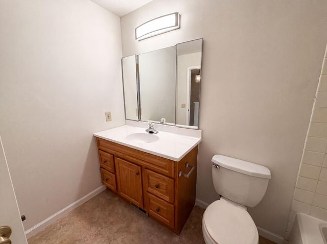 201 Bridlewood Drive, Saint Paul, MN 55119
