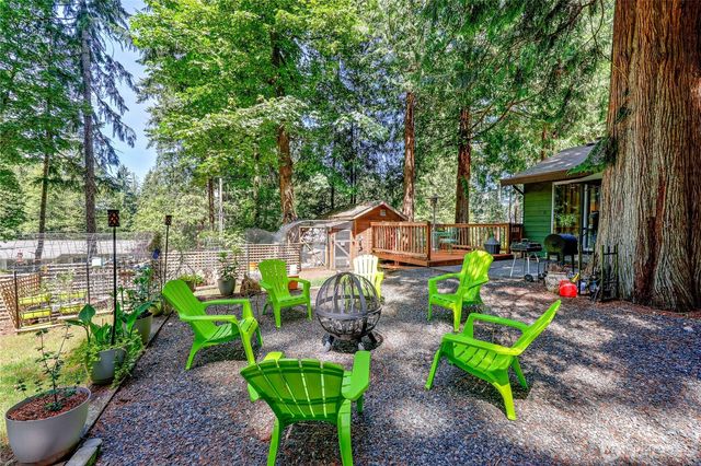8210 University Point Circle NE, Bremerton, WA 98311