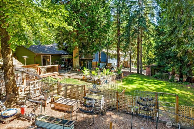 8210 University Point Circle NE, Bremerton, WA 98311