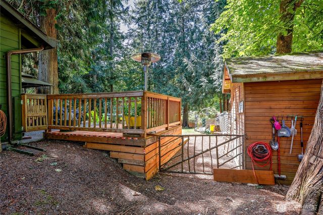 8210 University Point Circle NE, Bremerton, WA 98311