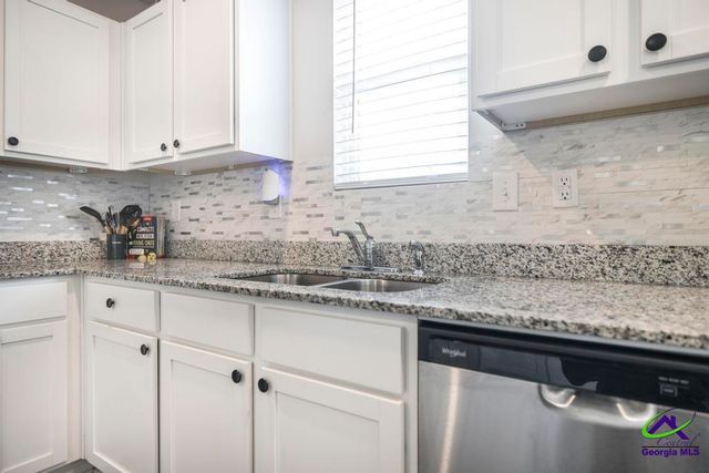 104 Rock Run Trail, Warner Robins, GA 31093