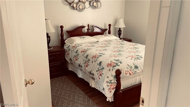 8041 Liriope LOOP, Lehigh Acres, FL 33972