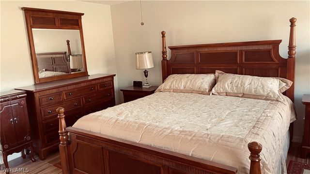 8041 Liriope LOOP, Lehigh Acres, FL 33972