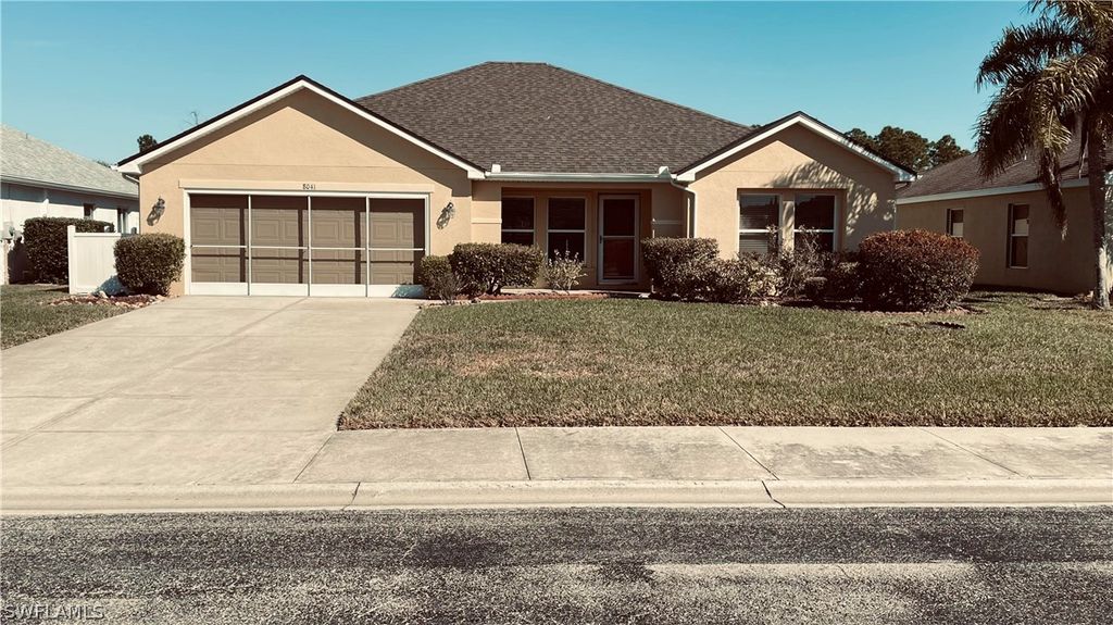 8041 Liriope LOOP, Lehigh Acres, FL 33972
