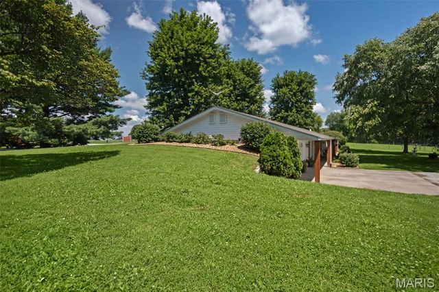 4837 Rocky Branch Road, Bethalto, IL 62010