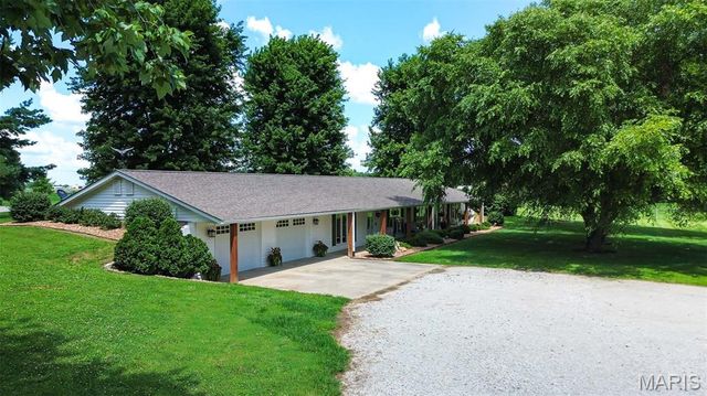 4837 Rocky Branch Road, Bethalto, IL 62010