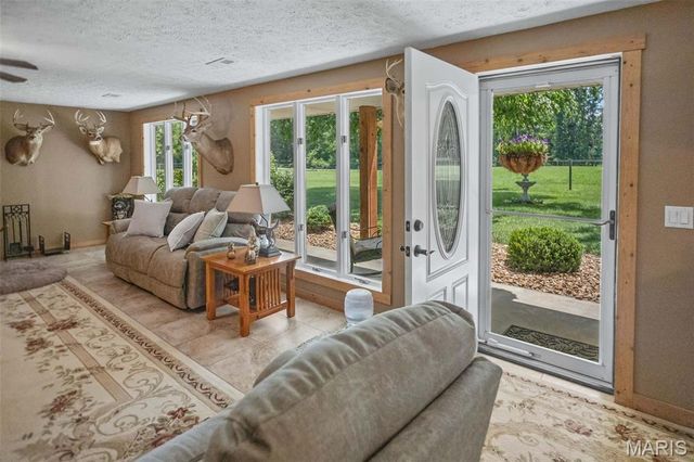 4837 Rocky Branch Road, Bethalto, IL 62010