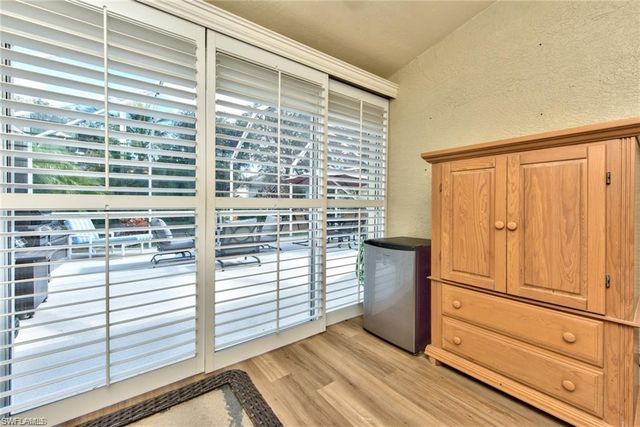 8207 Ibis Cove CIR S, Naples, FL 34119