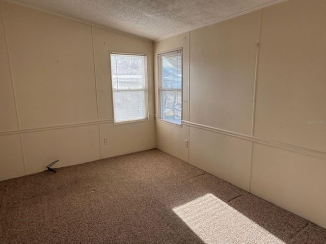 1832 W SCHWARTZ BOULEVARD, Lady Lake, FL 32159