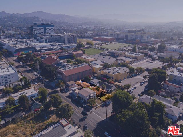 5851 La Mirada Avenue, Los Angeles, CA 90038