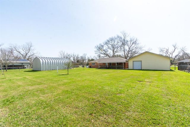 1108 County Road 481, Brazoria, TX 77422