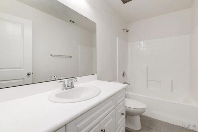 491 Prosperity Dr, San Marcos, CA 92069