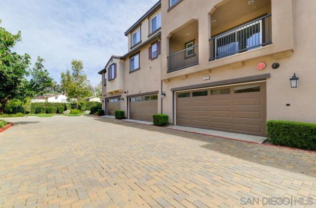 491 Prosperity Dr, San Marcos, CA 92069